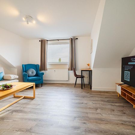 Zentrale Wohlfuehlwohnung - Ideal Fuer Ihren Urlaub Oder Die Geschaeftsreise Magdeburg Dış mekan fotoğraf
